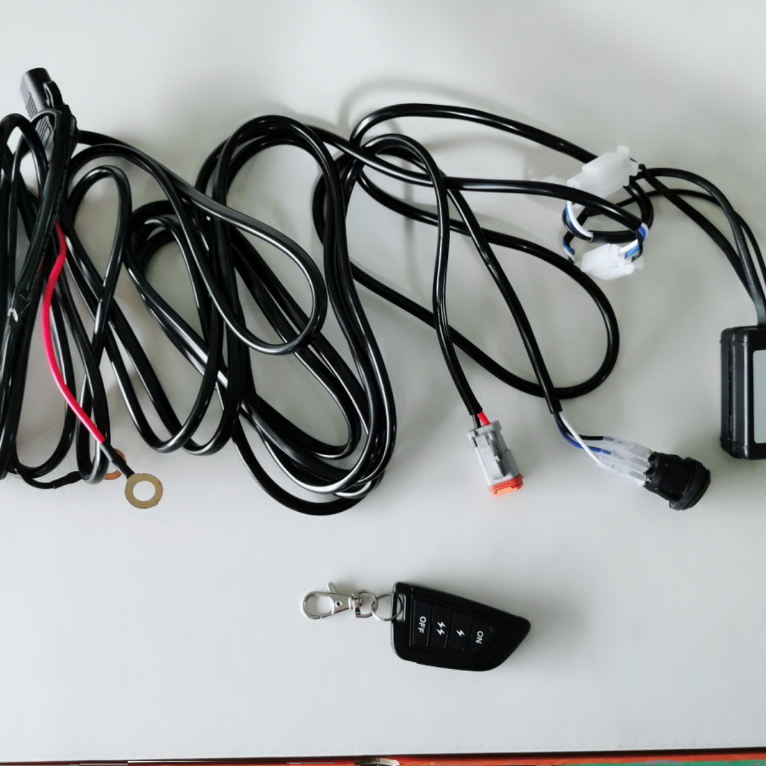 Aurora北极之光LED射灯遥控爆闪线组辅助灯无线爆闪线束组继电器