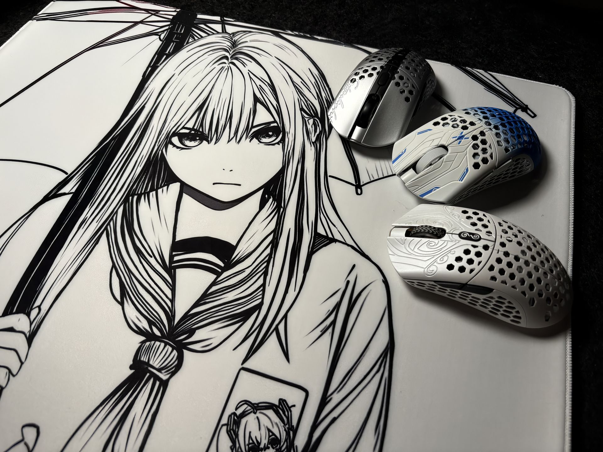 Kuroha 不语V2 白色包边中性二次元游戏鼠标垫