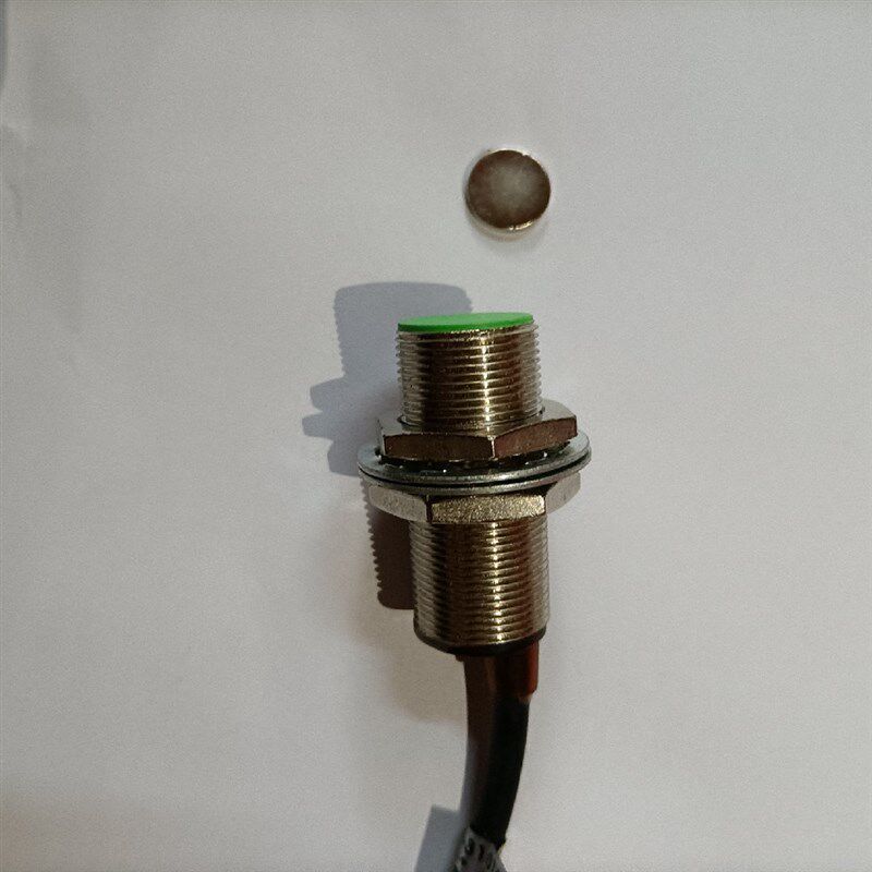 m18霍尔开关NJK-5003C A npn pnp常开2线220v 交直流通用0-250v