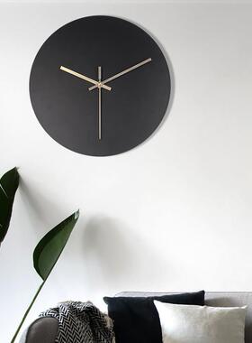 现代北欧极简客厅挂钟金属黑色无数字钟表家用圆形个性时钟静音