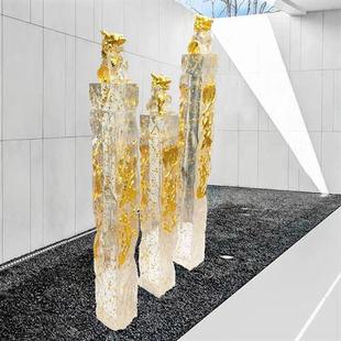 透明金箔狮子落地摆件貔貅拴马桩立柱酒店售楼处别墅招财镇宅雕塑