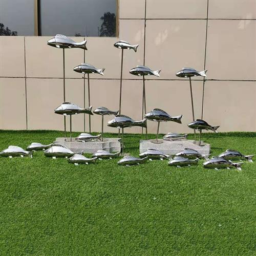创意不锈钢镜面抽象鱼雕塑艺术景观户外游乐园水池小品摆件