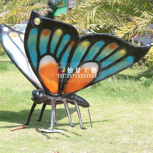大型彩绘蝴蝶雕塑玻璃钢彩绘蝴蝶雕塑公园广场美陈摆件雕塑