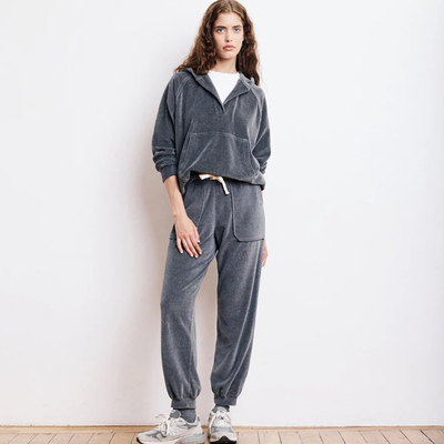 Hartford 女士炭灰色丝滑绒面抓绒慢跑裤柔软顺滑的绒感保暖性