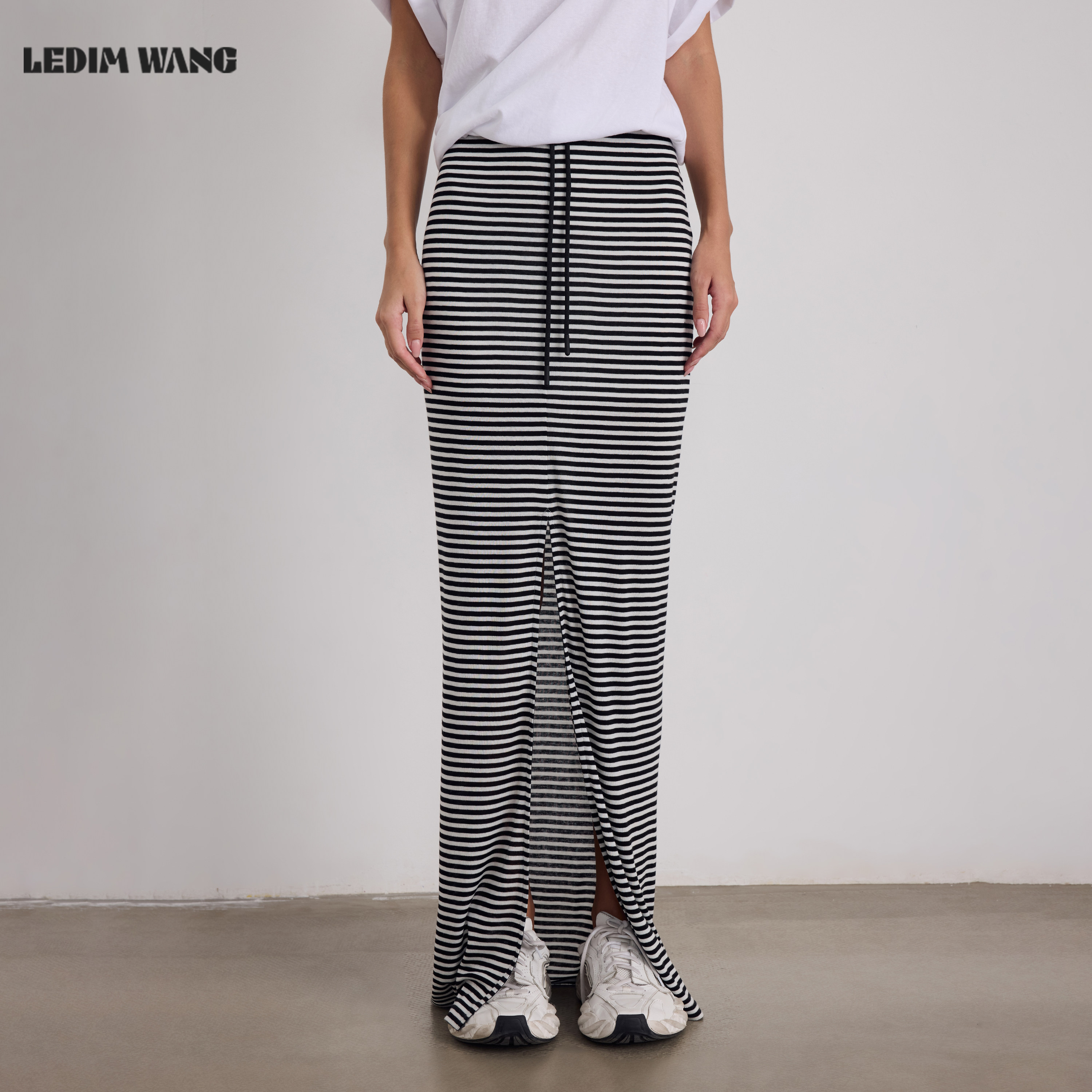 LEDIM WANG垂感条纹莱赛尔开叉半身裙长裙包臀薄款柔软26夏季新款