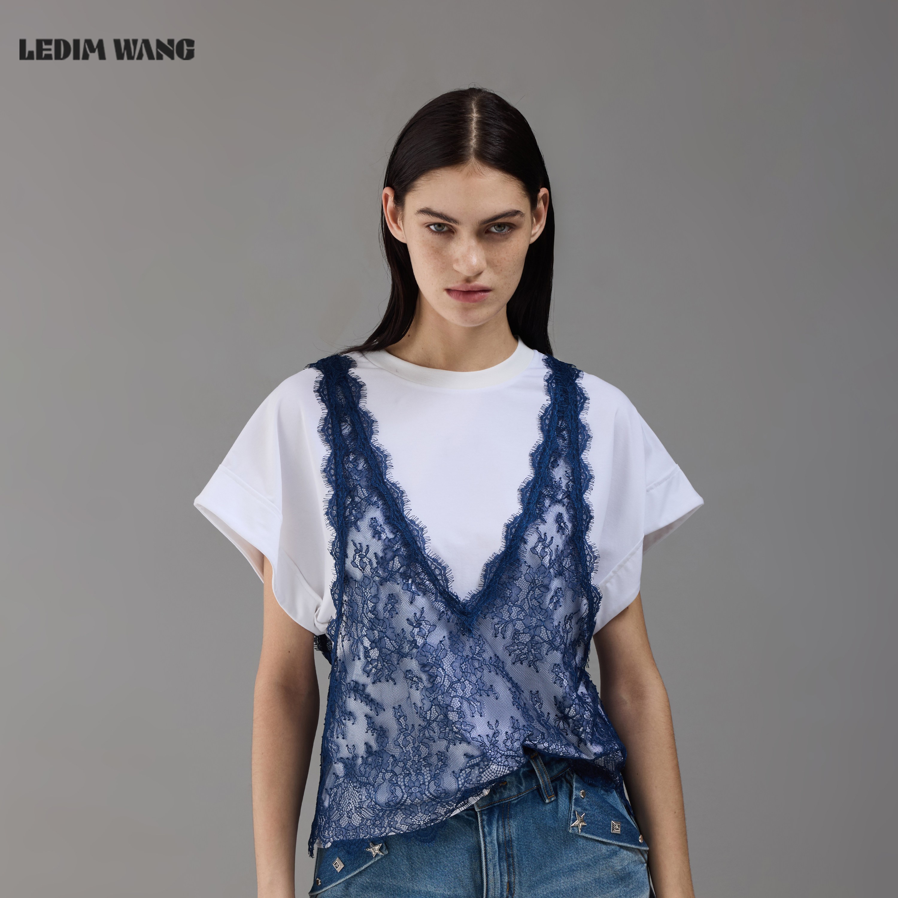 LEDIM WANG鱼骨假两件蕾丝T恤女26春夏新款白色短袖套头T型上衣