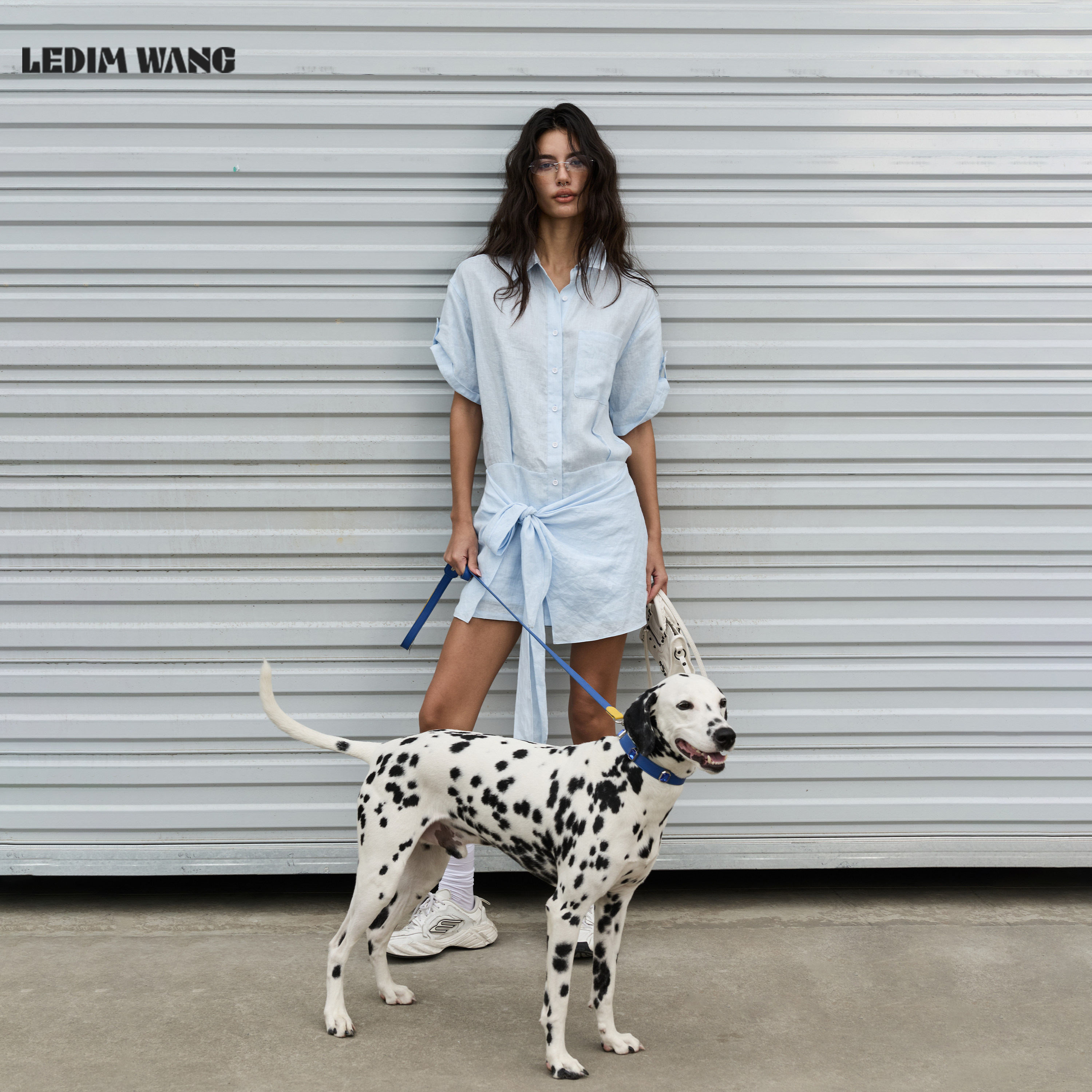 LEDIM WANG松弛感亚麻连衣裙女蓝色清凉透气干爽通勤短裙26夏新款