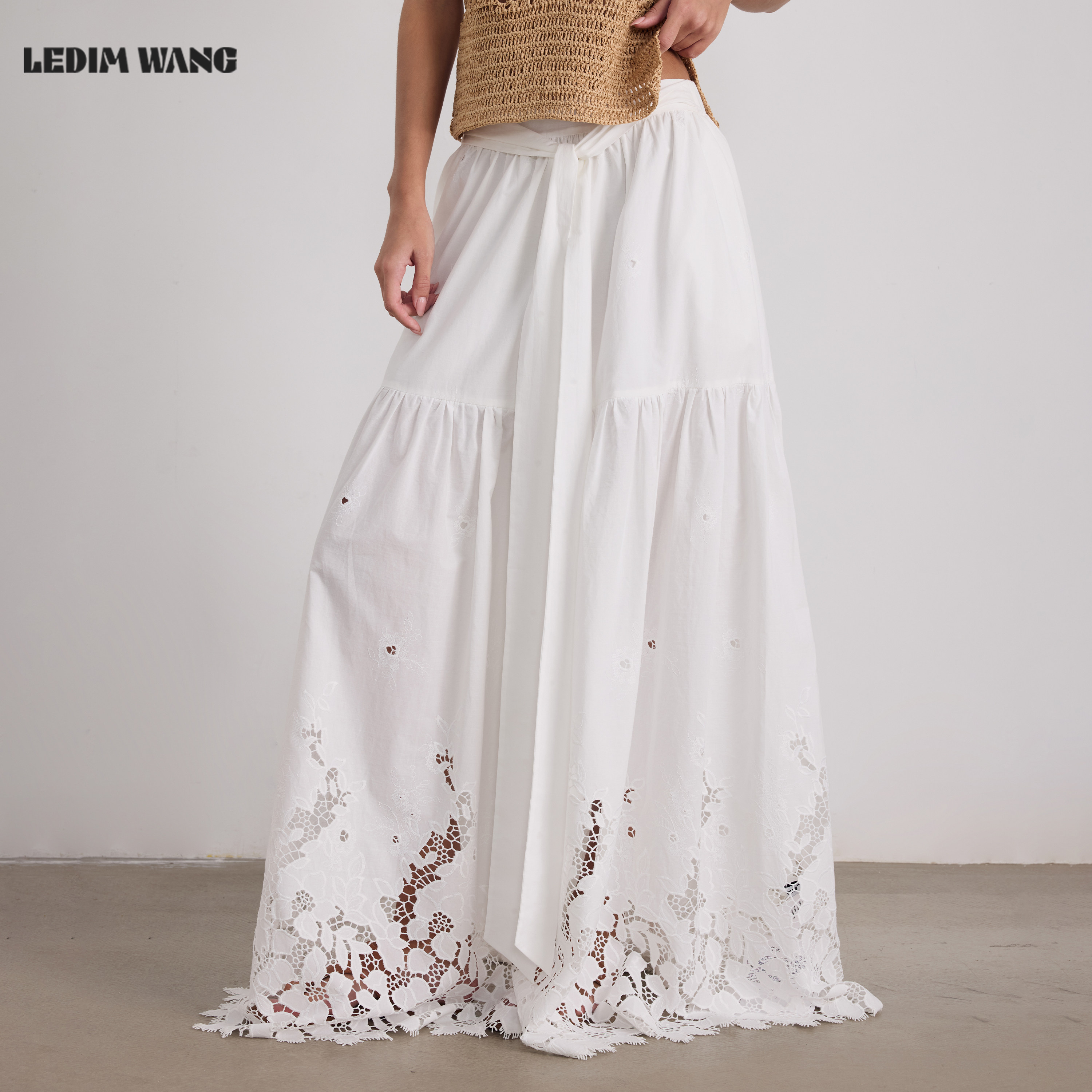 LEDIM WANG波西米亚大摆半身裙拖地长裙女白色度假风2026夏季新款