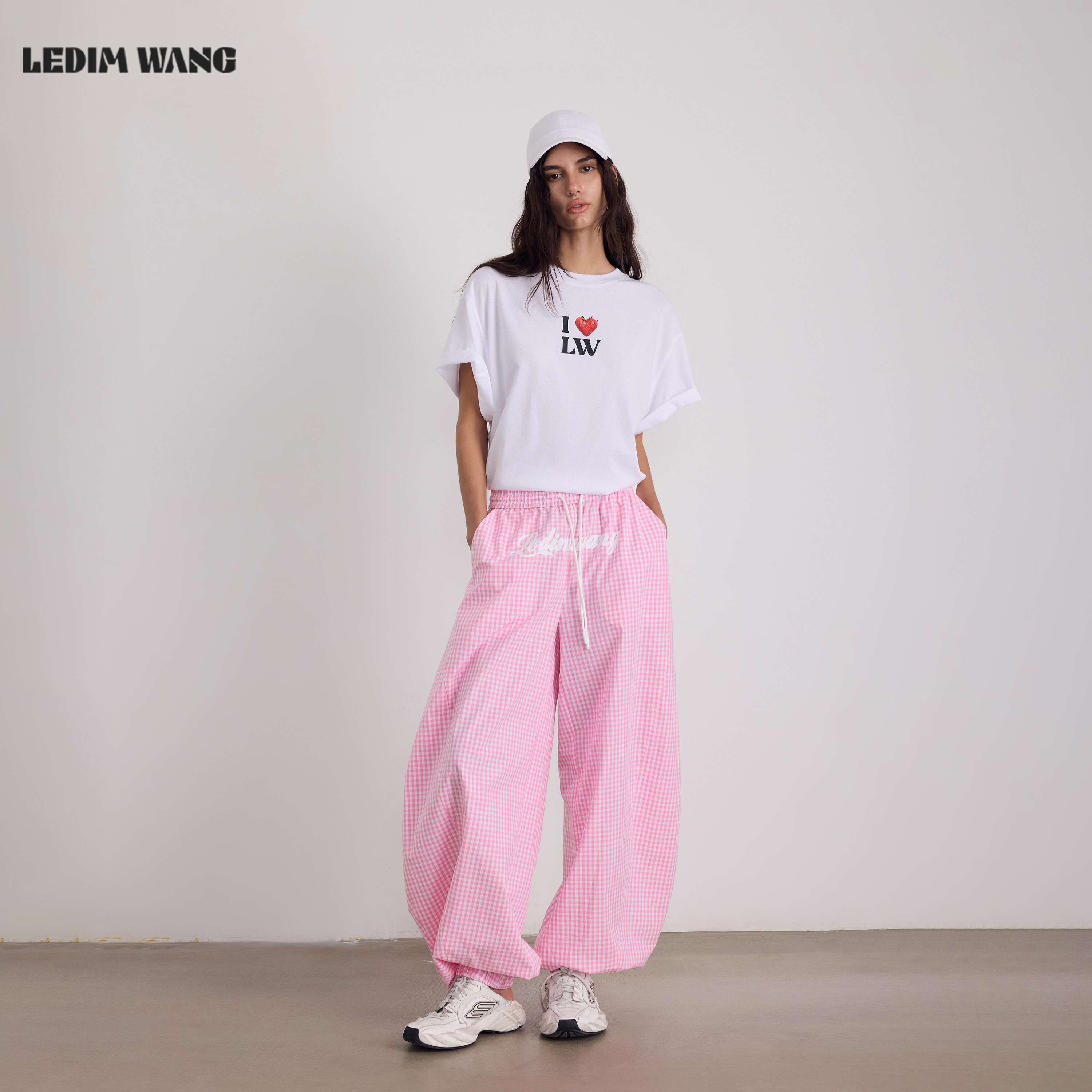 LEDIM WANG粉白格纹纯棉休闲长裤女中腰束脚宽松阔腿裤26夏新款