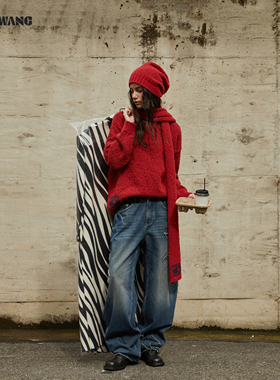 LEDIM WANG新年战袍纱线毛衣红色三件套女25冬新款围巾针织帽套装