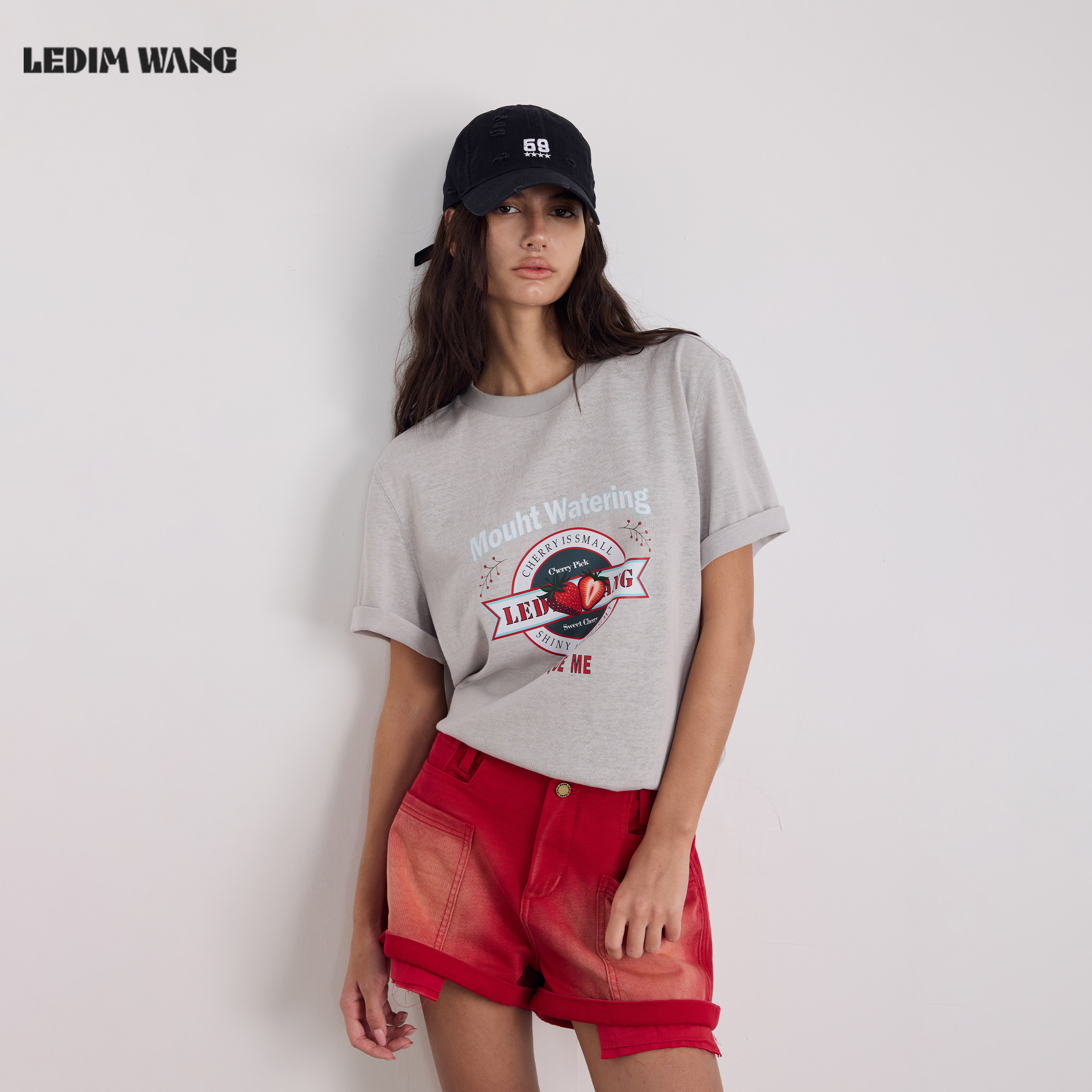 LEDIM WANG复古印花短袖T恤女款灰色直筒合身百搭上衣26夏新款