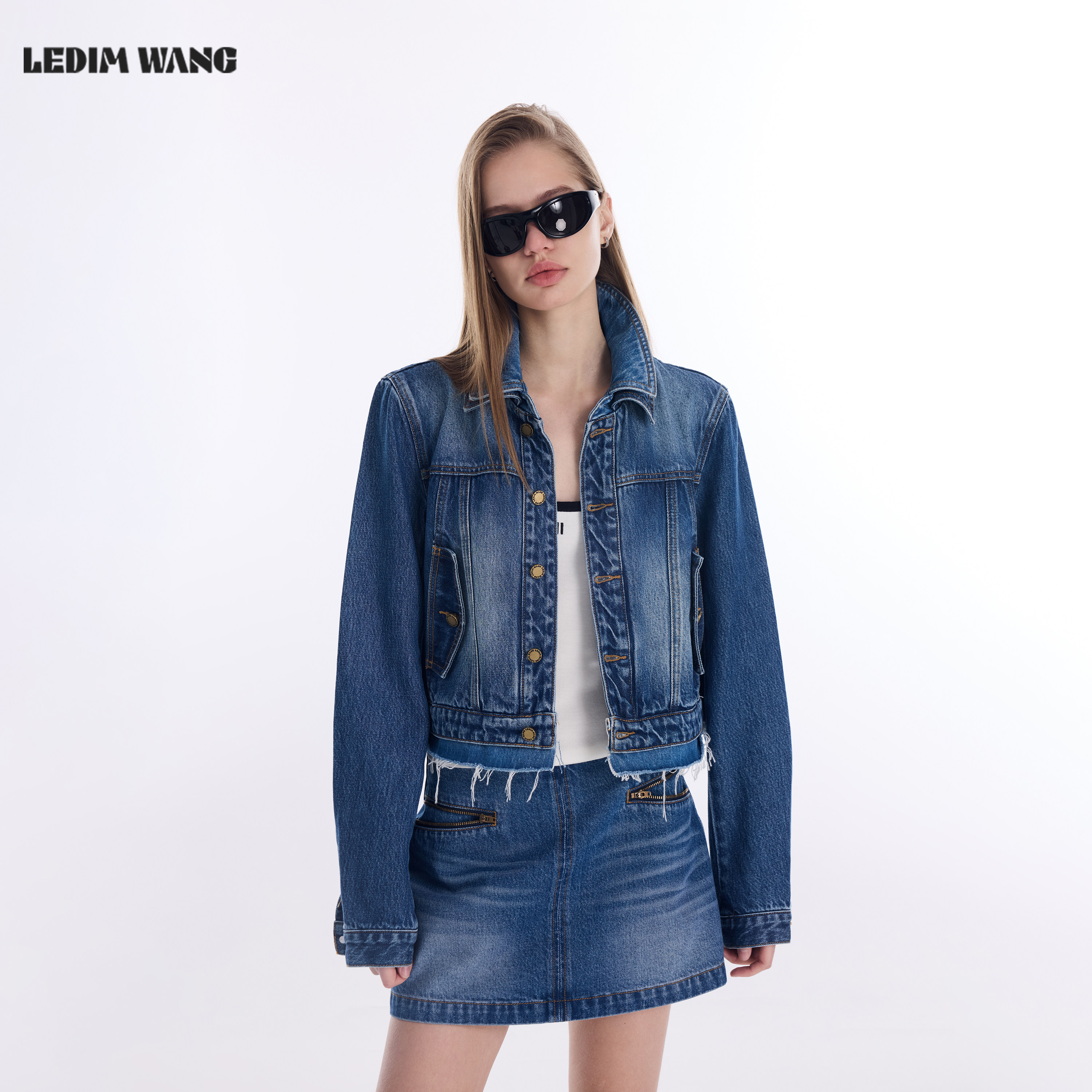 LEDIM WANG撞色短款牛仔外套女2026春季新款假两件长袖纯棉修身,女装/女士精品,短外套,淘宝优惠券,粉丝福利购,淘宝优惠卷