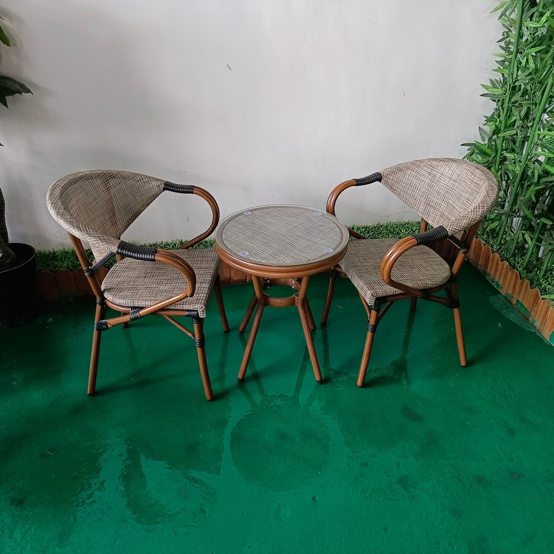 银莱鑫露台桌椅组合户外休闲塑木餐桌餐椅室外椅子庭院花园藤铝制