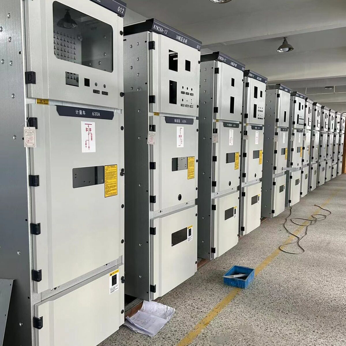 高压开关柜开关柜厂家KYN28壳体