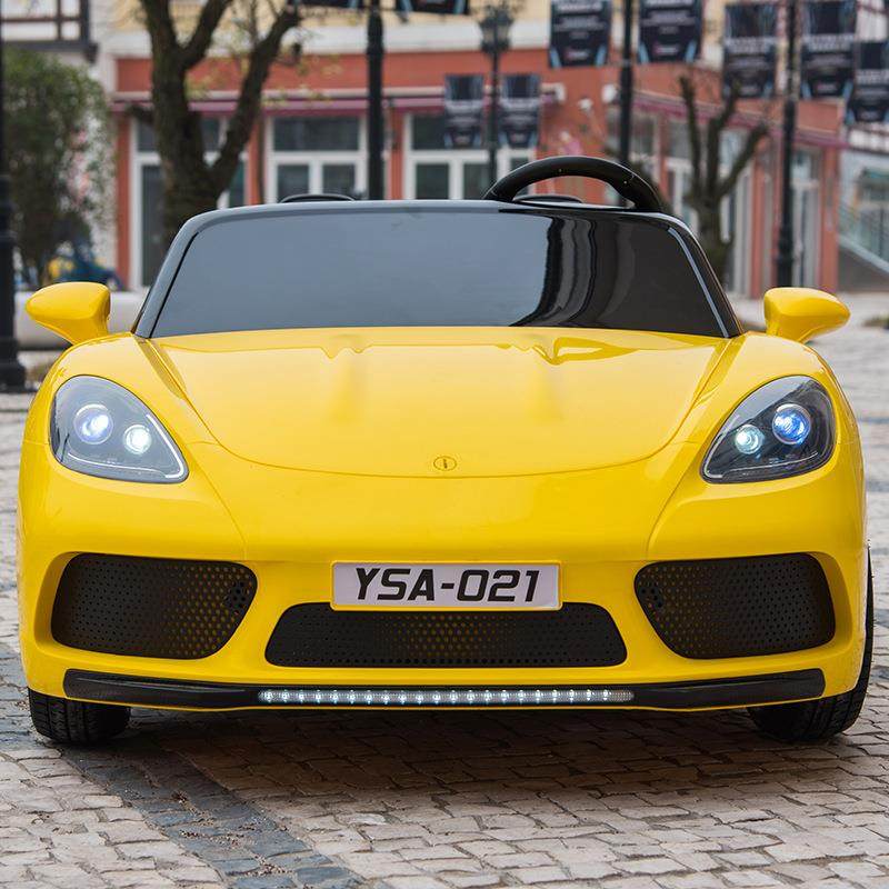 大尺寸儿童电动汽车可搭载成人双座四轮带遥控功能