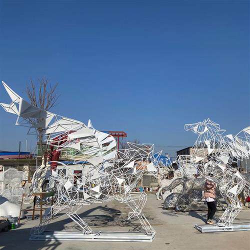 不锈钢镂空马雕塑售楼部园林景观仿真骏马装饰铁艺摆件户外