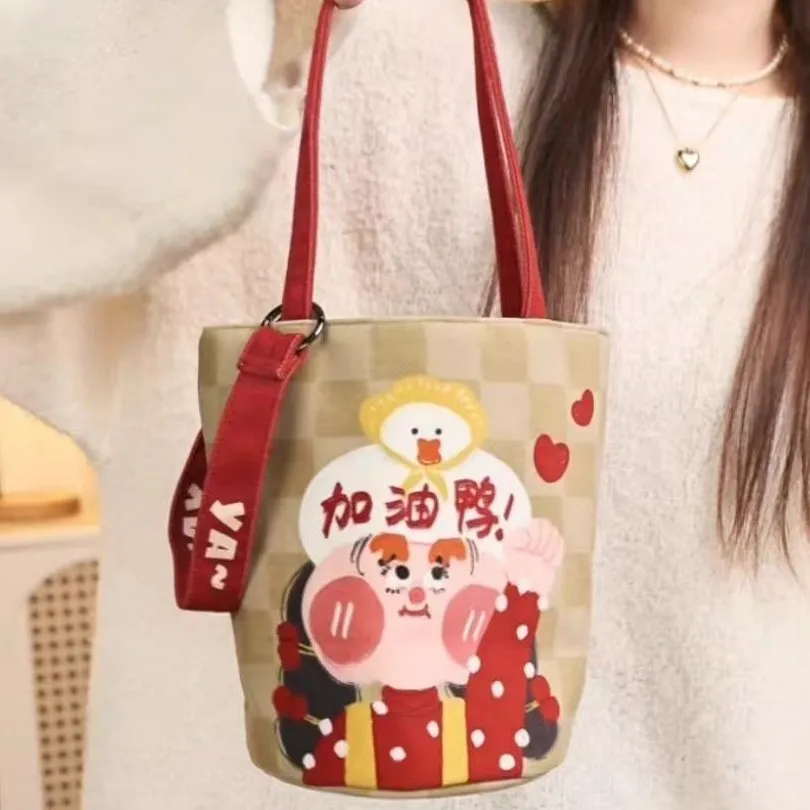 2025原创新款立体单肩水桶包包大容量精致休闲百搭斜挎上课通勤包