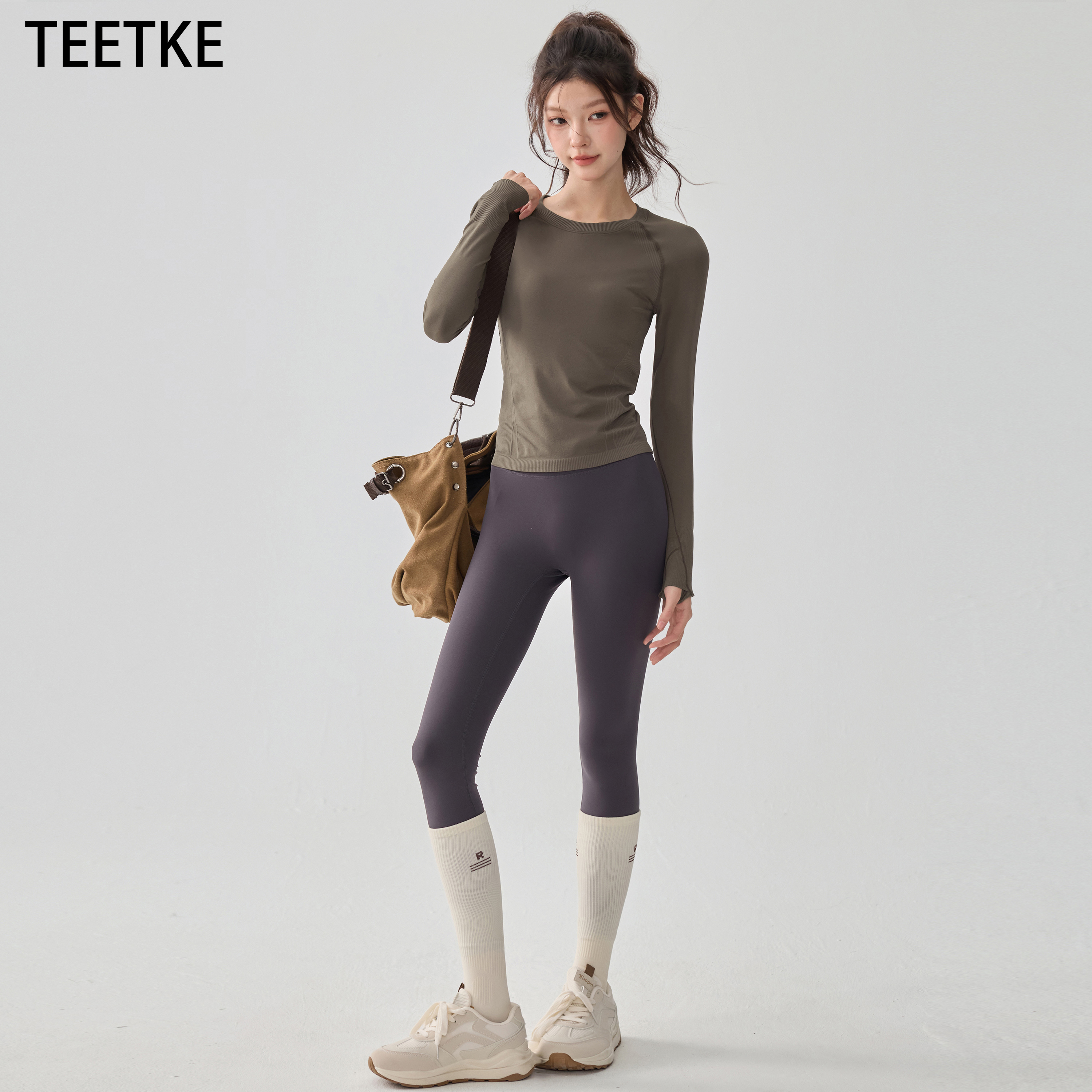 TEETKE圆领修身速干运动长袖