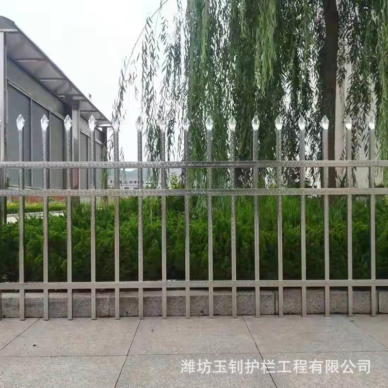 阳台不锈钢护栏 学校庭院别墅小区不锈钢栏杆 楼梯扶手规格齐全