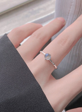 s925纯银幻彩月光石戒指女ins小众设计森系甜美简约小巧细款指环