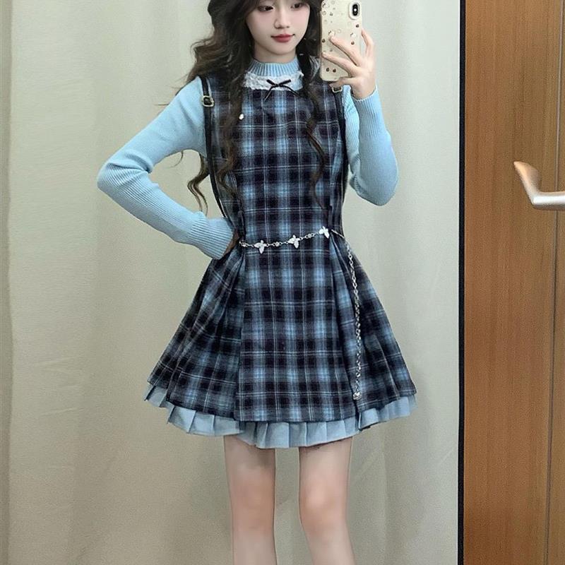 春季韩版甜美小个子格纹收腰背带连衣裙叠穿蓝色针织上衣两件套装