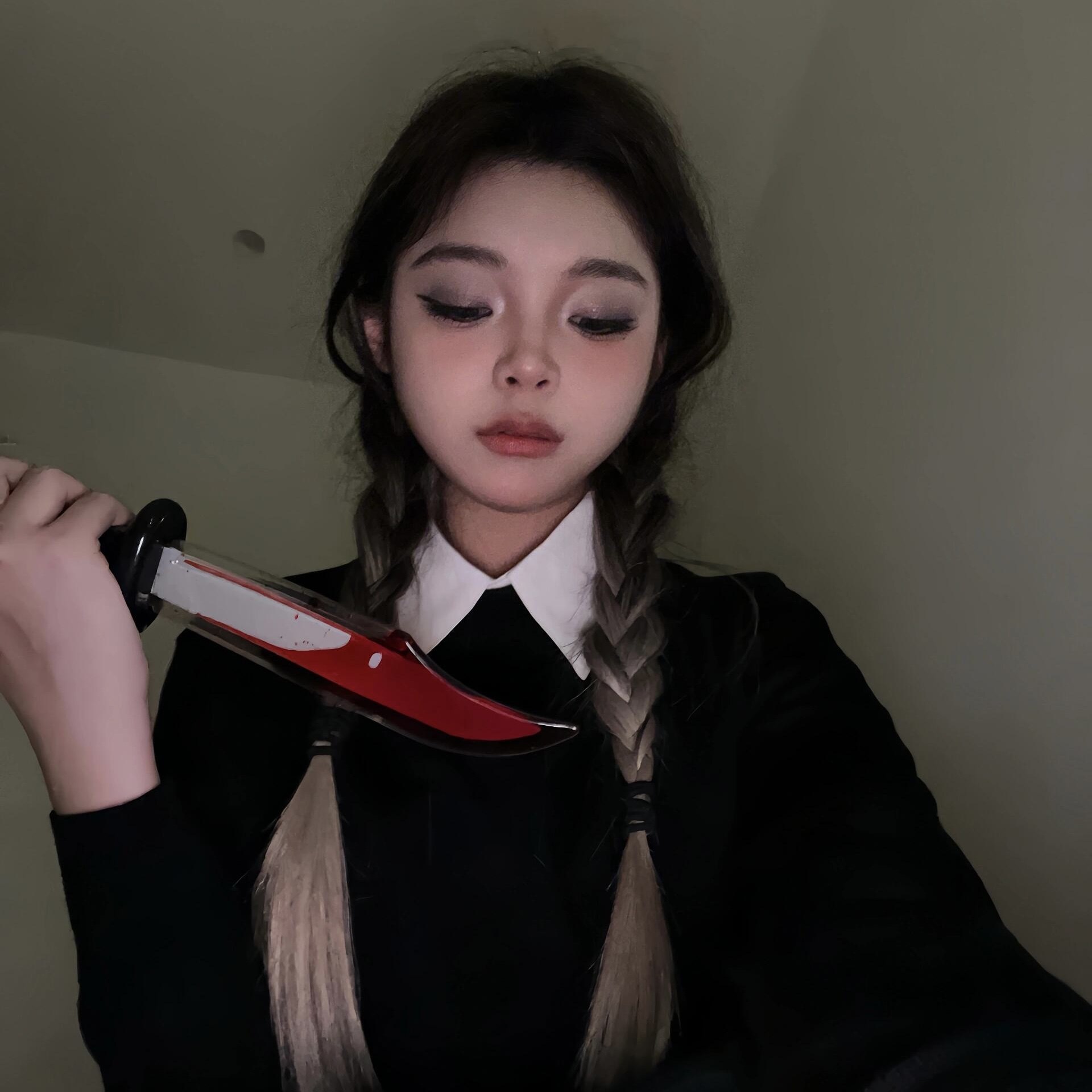 万圣节流血刀塑料真刀cosplay舞台表演道具动漫展兵器流动血液