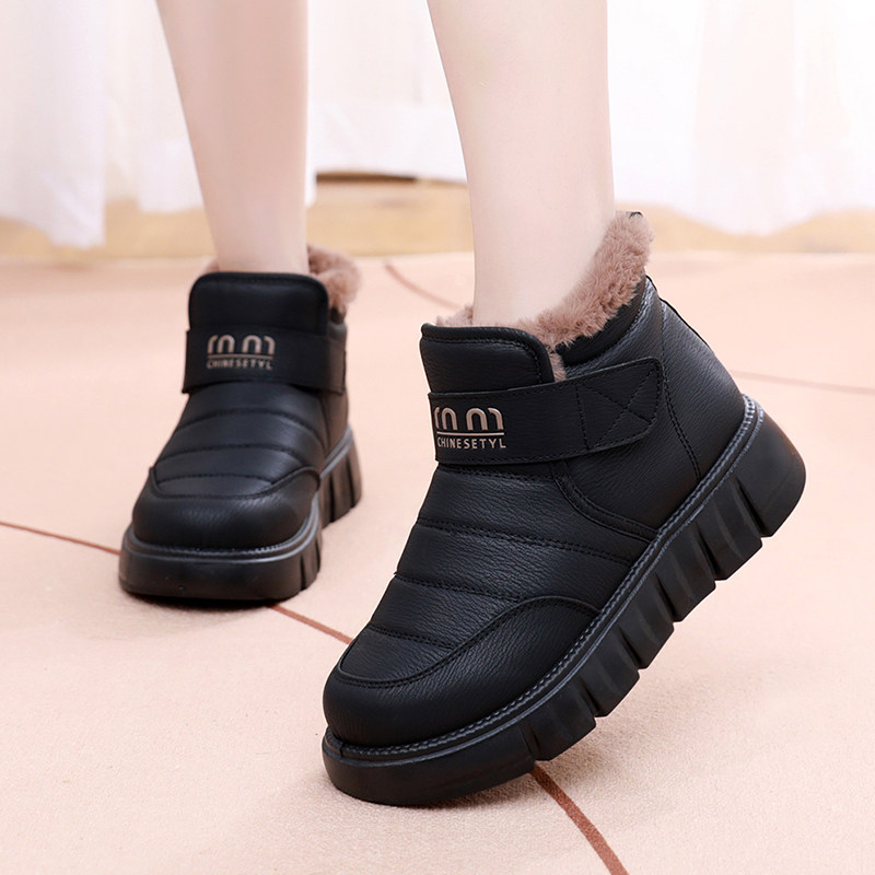 2025冬季新款老北京棉鞋加绒加厚时尚雪地靴厚底保暖魔术贴妈妈鞋,女鞋,时尚雪地靴,淘宝优惠券,粉丝福利购,淘宝优惠卷