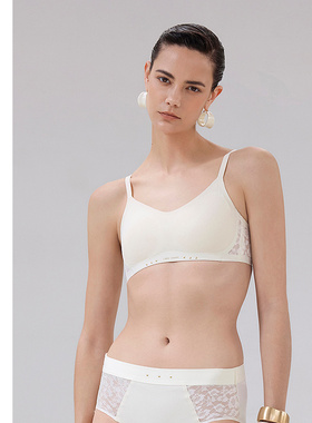 AIMER CHUANG/爱慕创明动7内衣女V领无钢圈文胸CA171891