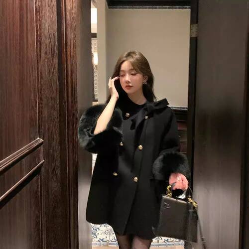 温莎千金蝴蝶结26冬新款双面羊绒大衣女斗篷狐狸毛羊毛呢皮草外套