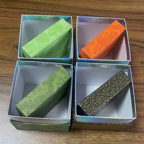 创小礼盒上下盖正方形盒插边意礼物盒盒HIK圣品诞苹果包装盒现货