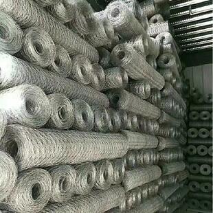 婚礼金属丝网婚礼天花板道具装饰网婚礼舞台造型网钩花网六角形网