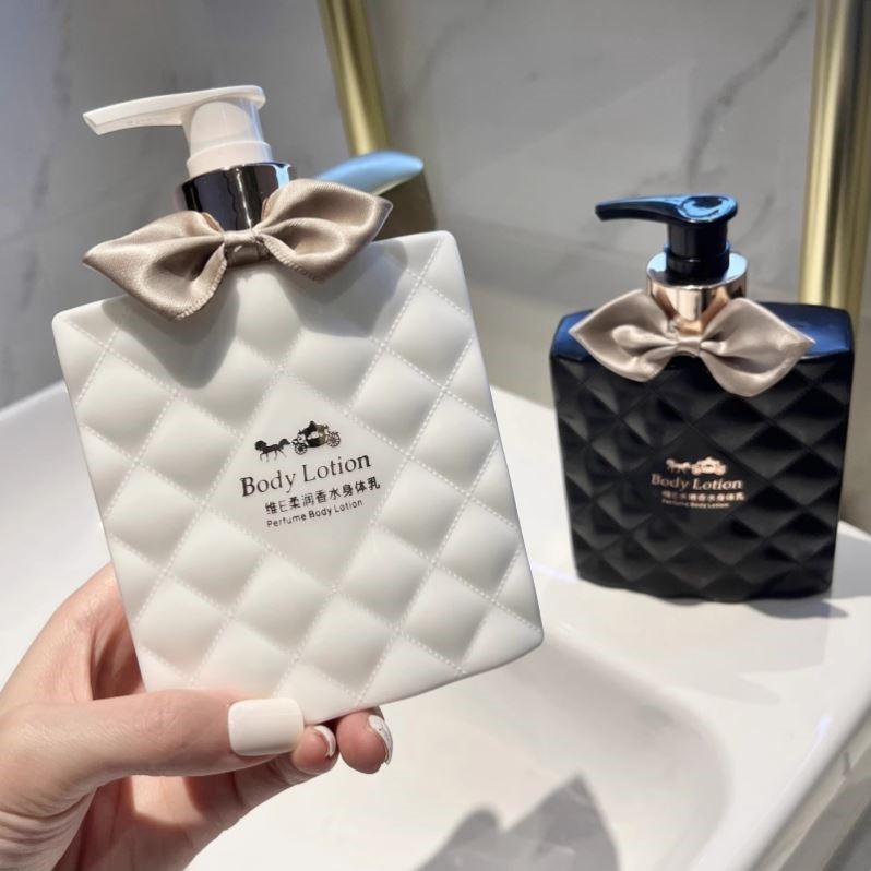 小红书香水身体乳保湿滋润秋冬补水全身持久留香24小时女士润肤露