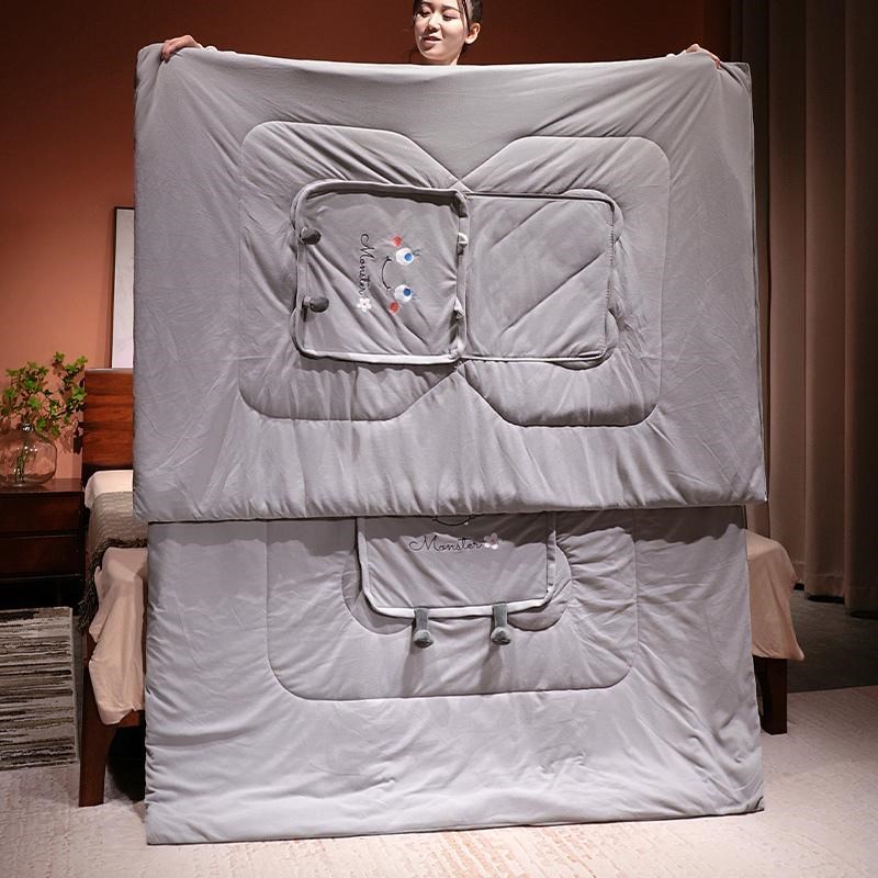 极速温感德绒抱枕被o子两用办公室午睡枕头可爱汽车午休毯子二合