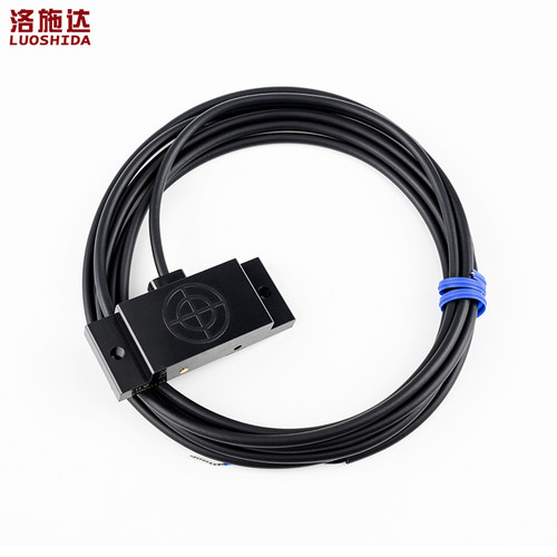 新品电容式方形接近开关q料位液位感测器C2010N非金属检测料线感