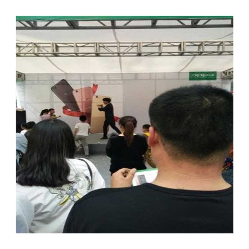 极速包邮 圆筒口拉纸 舞台魔术道具 口吐彩带白色19米 新款魔术道