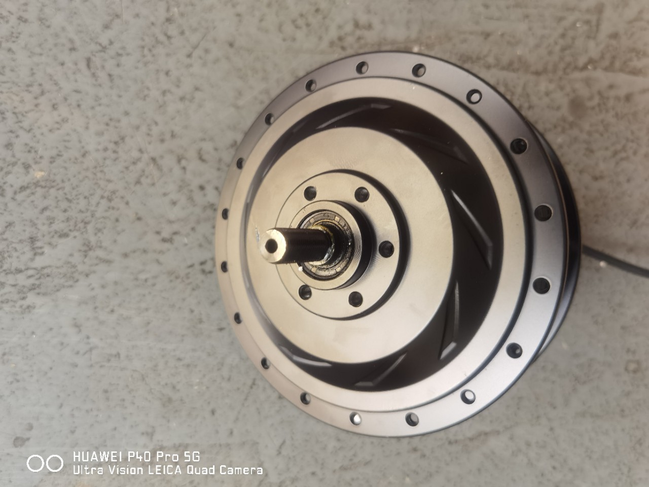 26寸电动自行车滑板车电机套件改装无刷自行车套件辐条电机