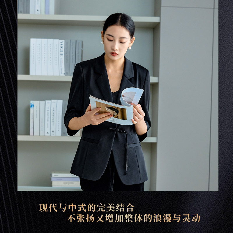 ZHIYINCO芝音 •蔻春夏醋酸面料手工盘扣国风元素高品质女上衣