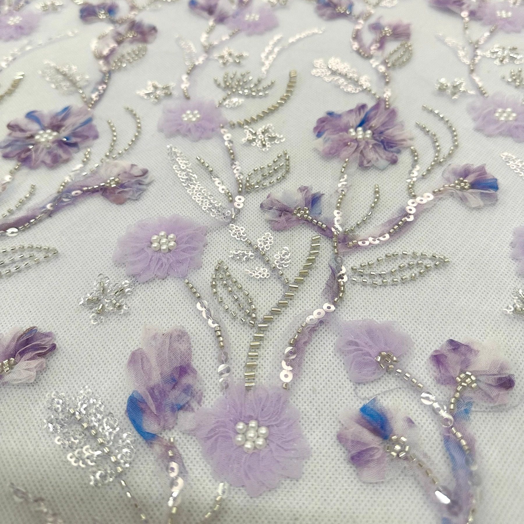 珠管盘带绣花亮片网纱 手工面料 裙子布料 设计师辅料花边