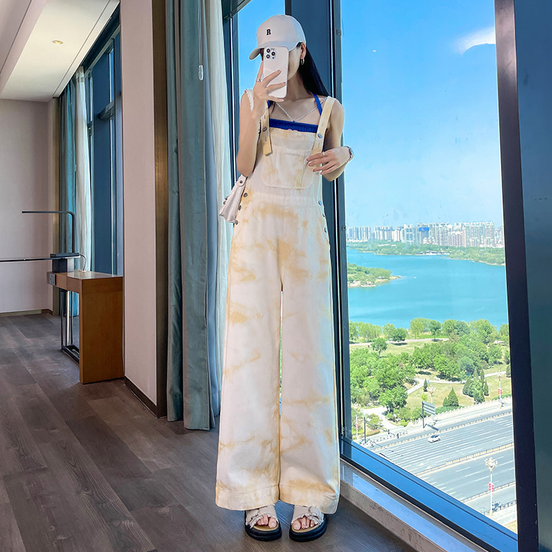 减龄扎染阔腿牛仔背带裤女夏季薄款2025新款宽松休闲显瘦连体长裤