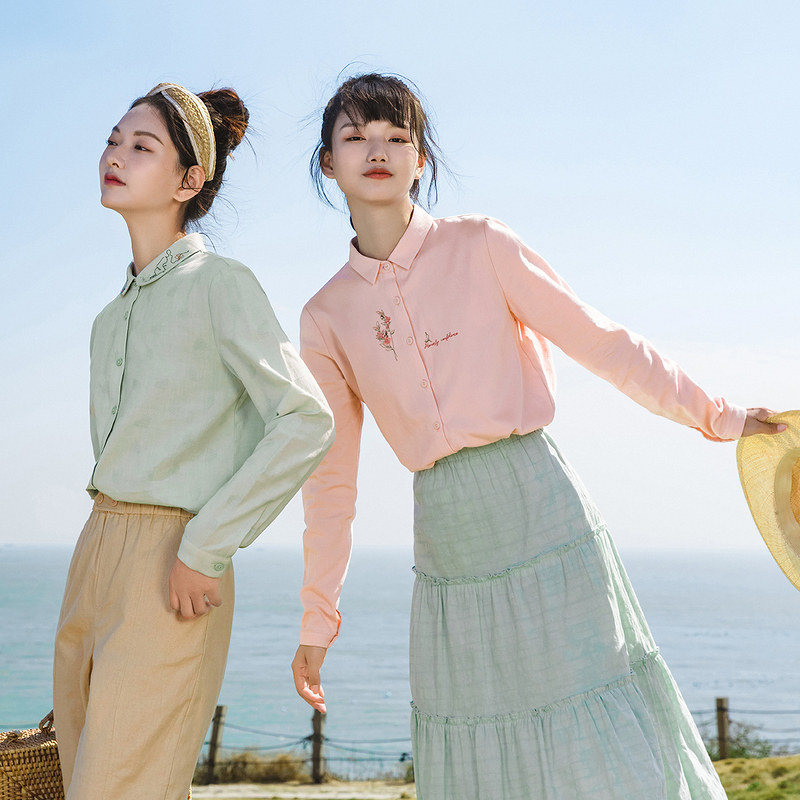 茵曼旗舰店纯棉衬衫女长袖绣花2021年春季复古文艺衬衣纯色甜美