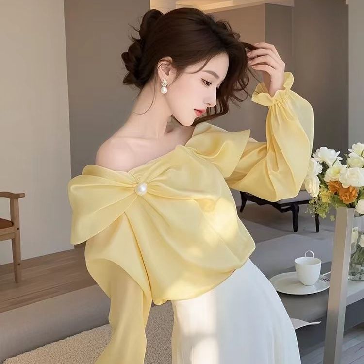 2025夏季新款女装白色蕾丝衫女长袖圆领套头打底衫，商品下架区商品下架区，语缦