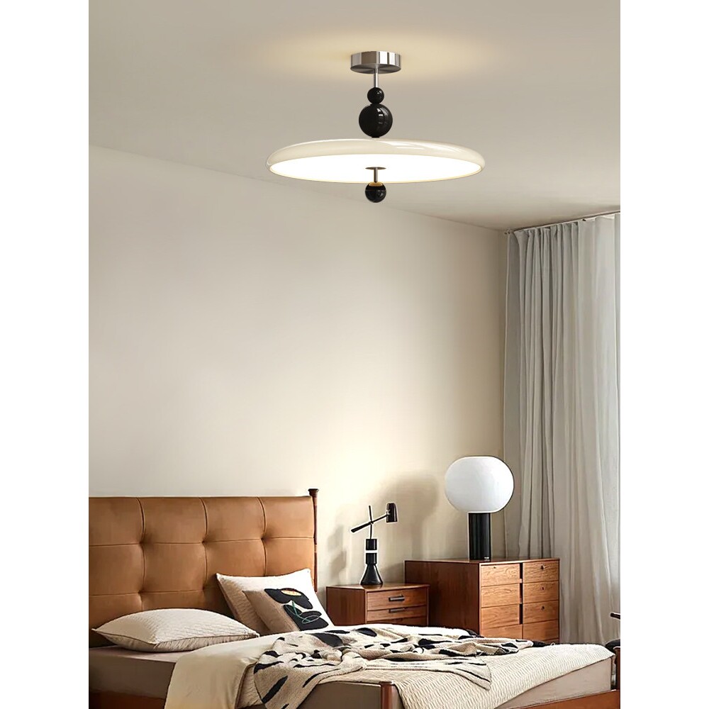 中古侘寂风卧室吊灯护眼飞碟灯法式奶油风创意个性房间主卧吸顶灯