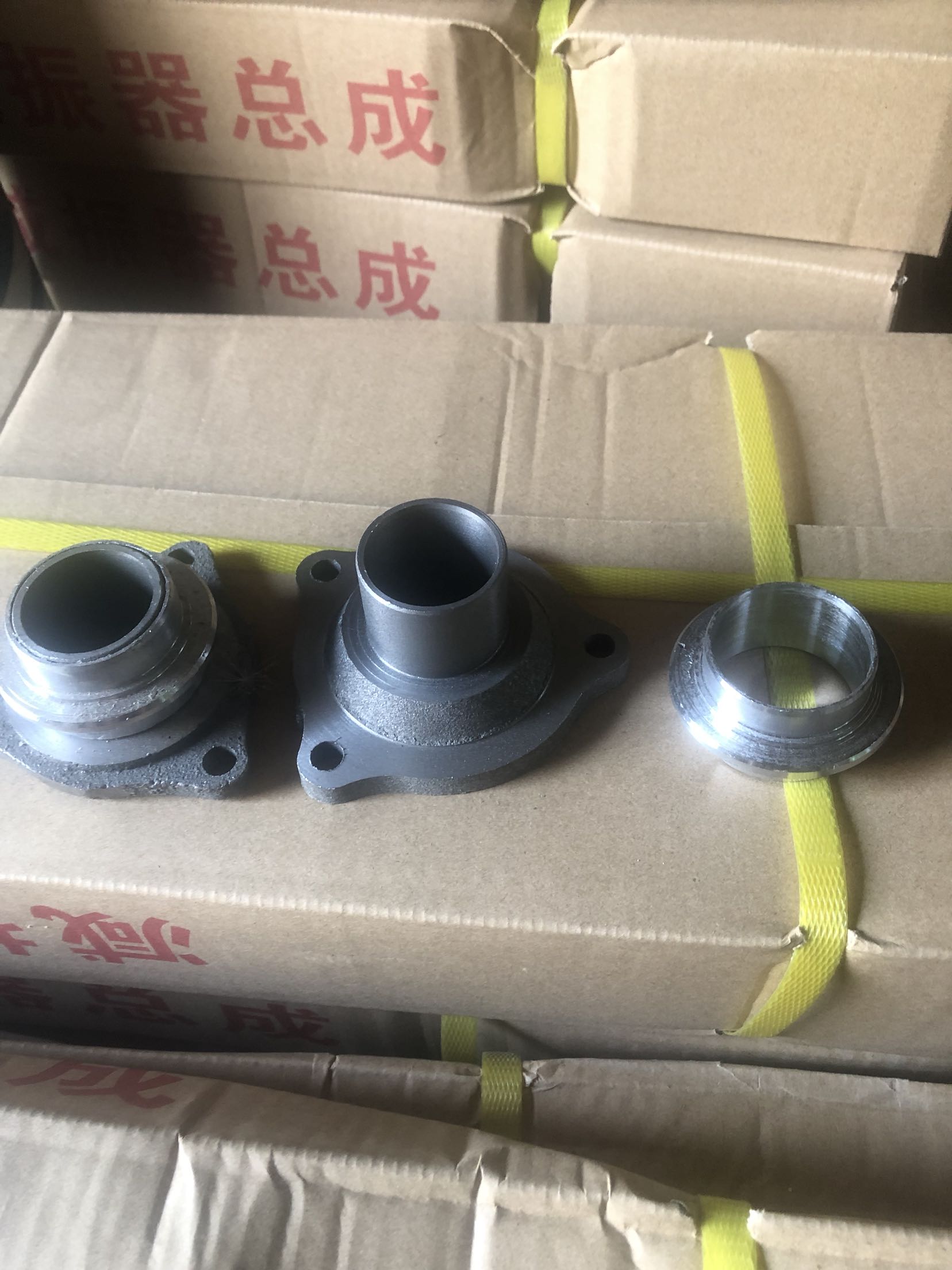 速发原征农用三轮车五车配件 五档新六档  九征十档分离座 轴