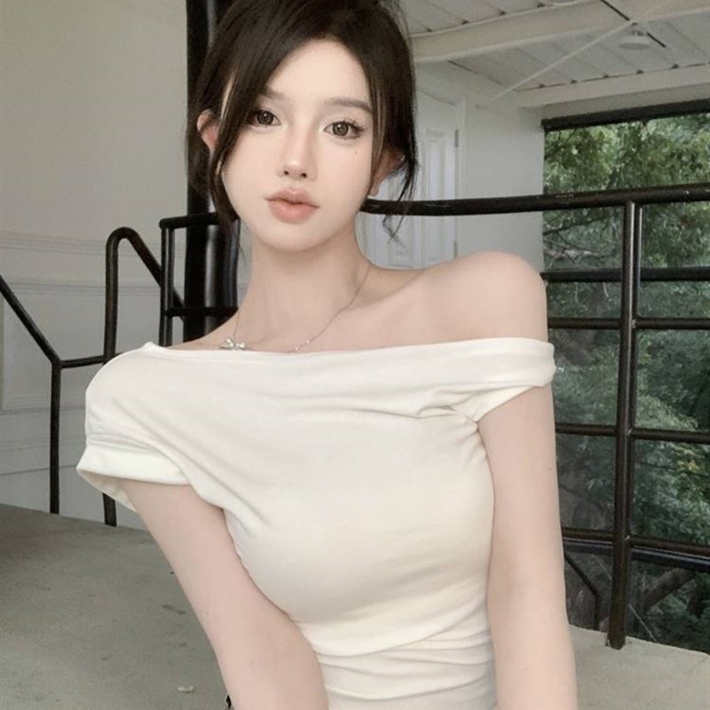 速发直播感辣主播甜服妹设计衣纯欲性感露肩不规则短款T恤上衣