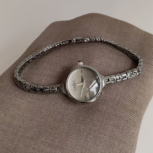 轻奢小众手表女小巧精致2025年新款女表ins风职场高颜值机械表