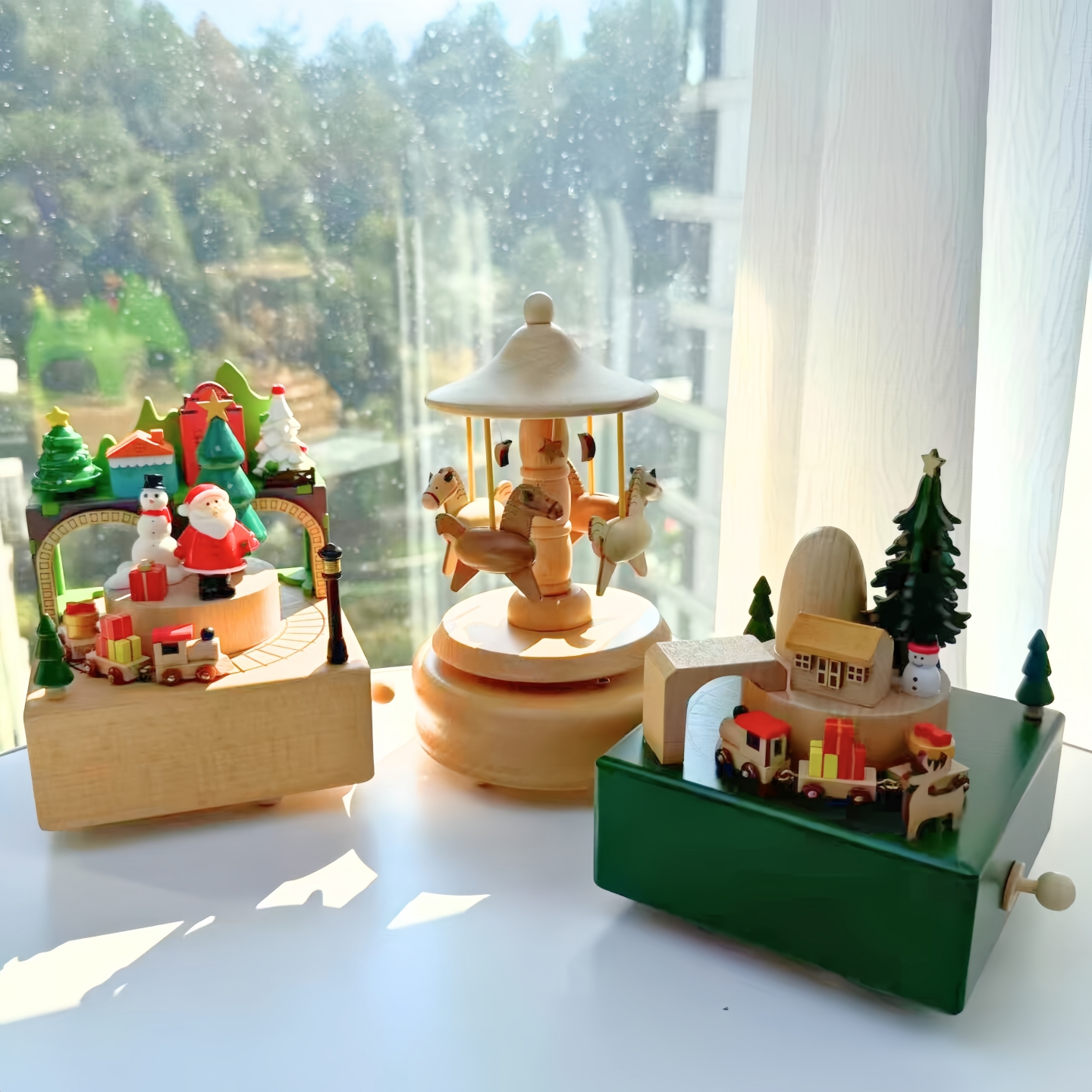 木质音乐盒旋转火车生日礼物摆件