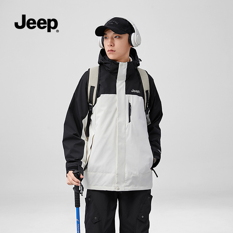 吉普冲锋外套防风连帽夹克