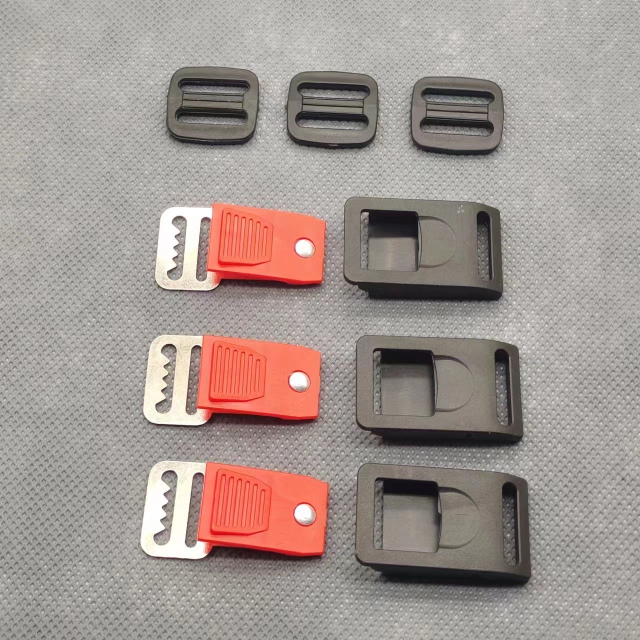 电动摩托车头盔卡扣插销安全帽下