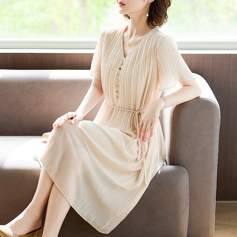 速发年轻妈妈夏装连衣裙高贵2025新款40岁中年士夏季裙子