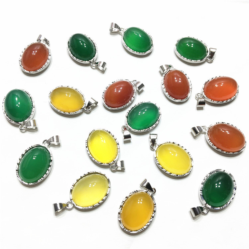 捡漏天然绿玛瑙吊坠红黄玛瑙蛋面挂件水晶锁骨链本命年生日礼物